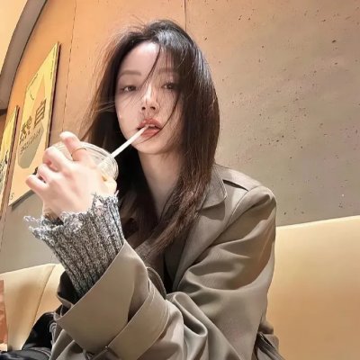 雨中的伊莲娜